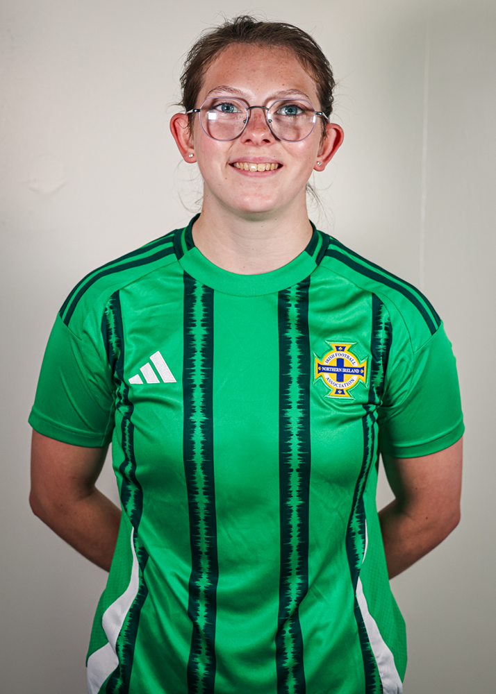 Laura Dowey.png 