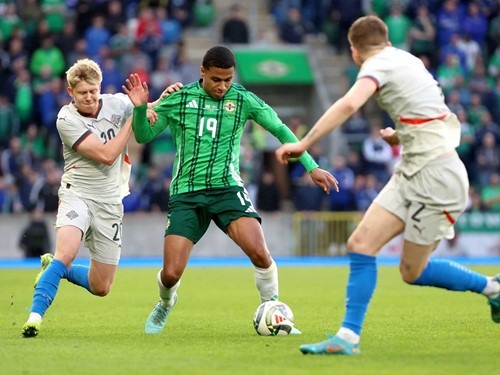 NIR v ISL 10.jpg
