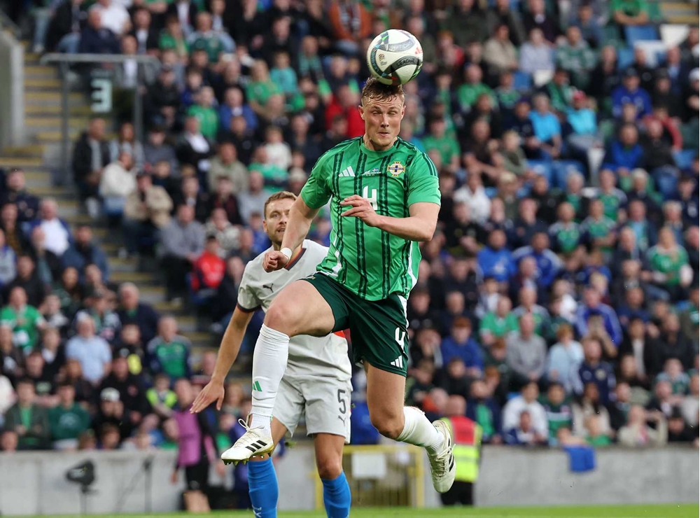 Daniel Ballard In The Air.jpg 