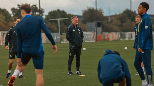 MON on pitch in Liverpool.png 