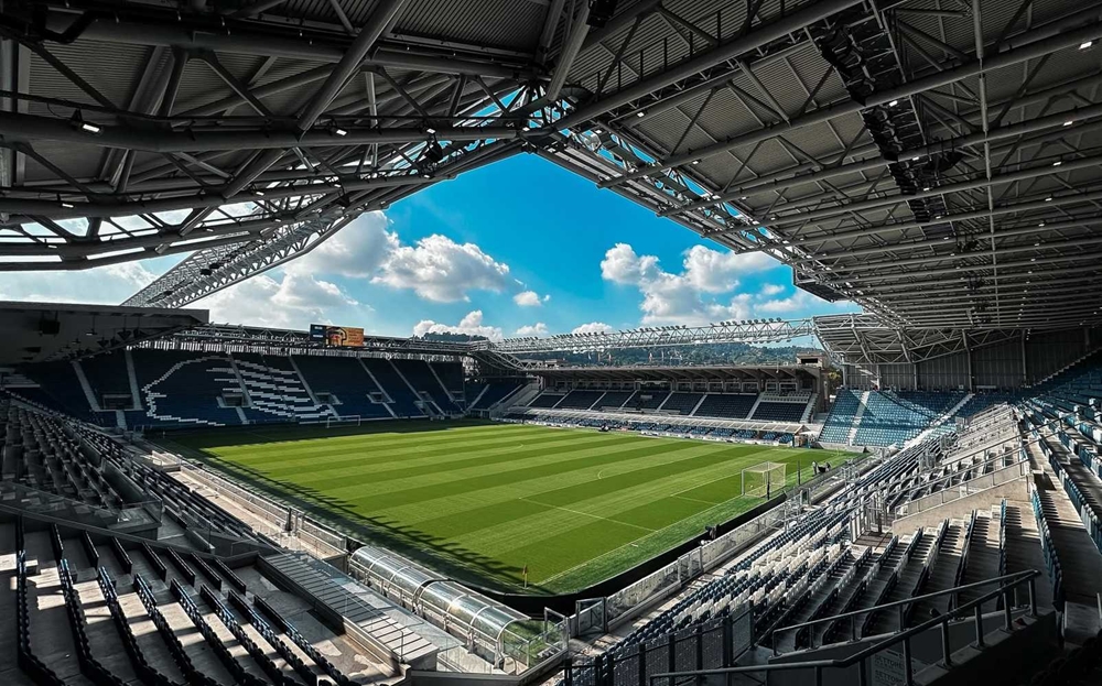 Stadium in Bergamo.jpg 