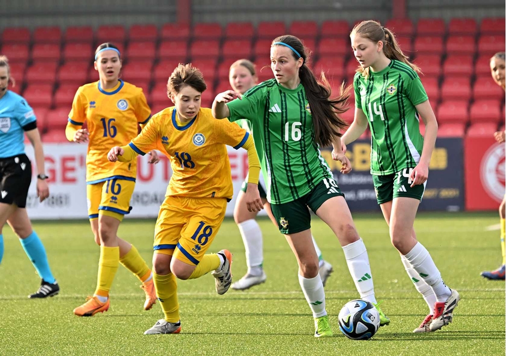 WU17s Charlotte H Heidi C.jpg 