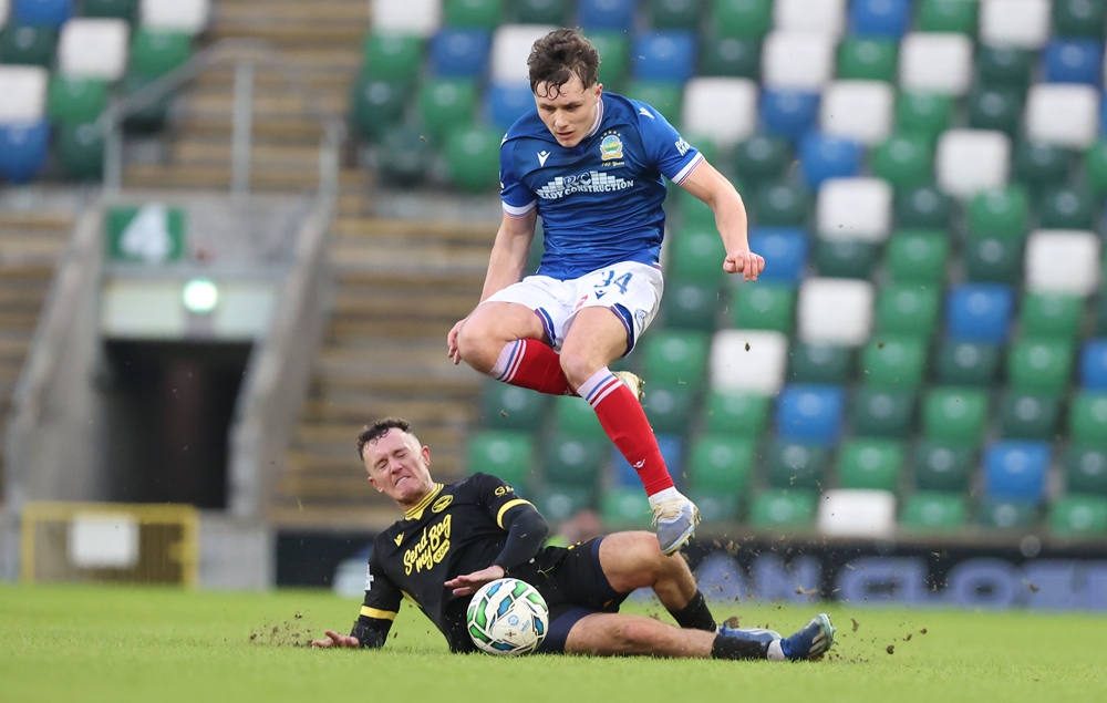 Linfield Dane McC v Bangor.jpg 