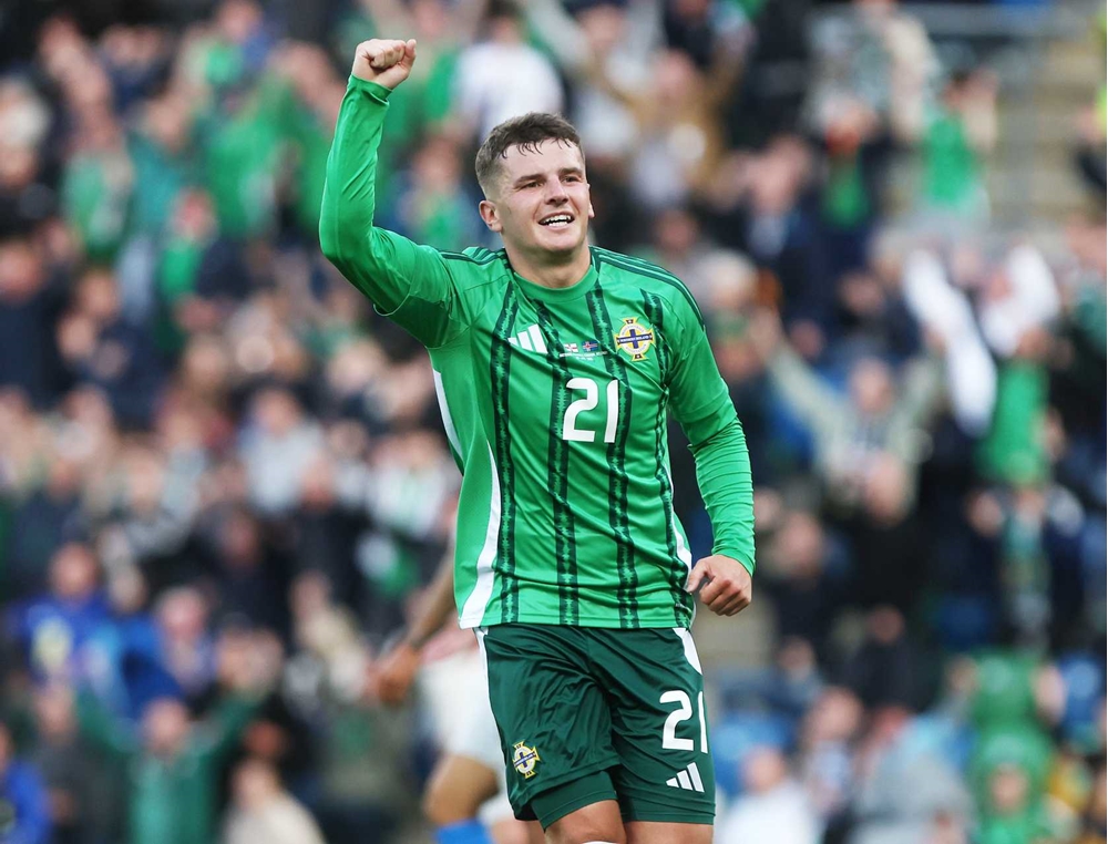 Ronan Hale v ISL.jpg 