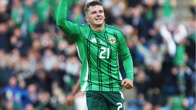 Ronan Hale v ISL.jpg 