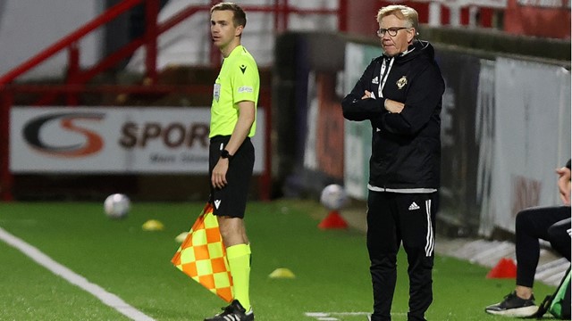 Harry McConkey On Touchline.jpg (1) 