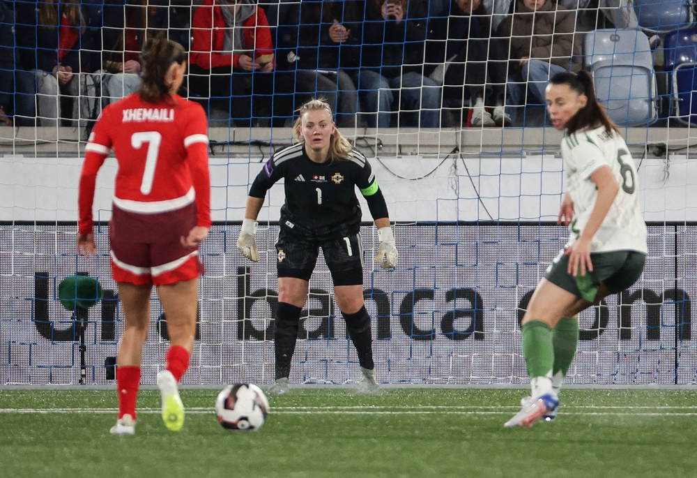 SUI W v NIR W 11.jpg 