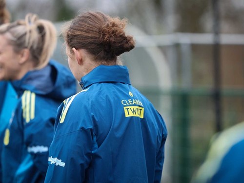 Clearer Twist Training Tops 10.jpg