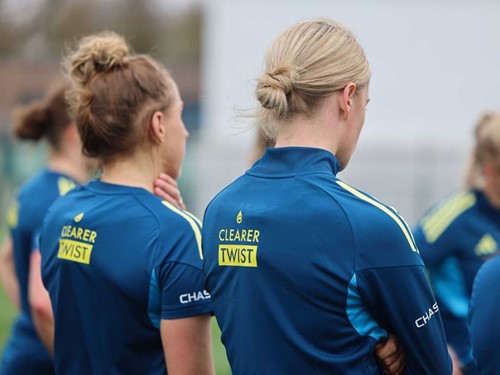 Clearer Twist Training Tops 1.jpg