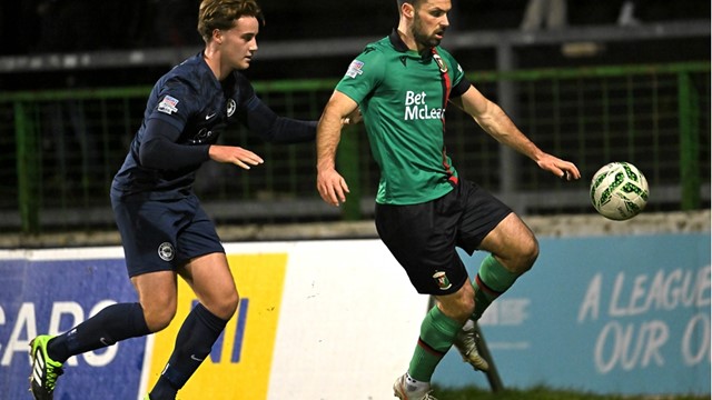 Pat Hoban Glens v Larne.jpg 