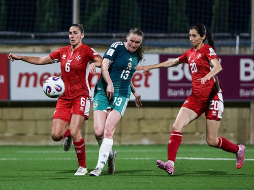 MLT W v NIR W Apr 26 12.jpg