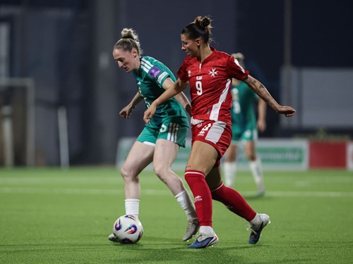 MLT W v NIR W Apr 26 11.jpg