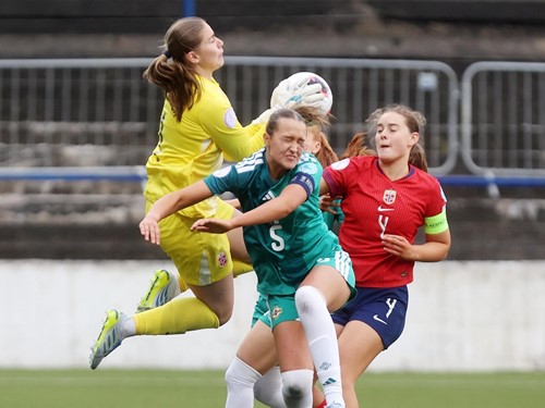 WU17 Euro NIR v NOR 11.jpg