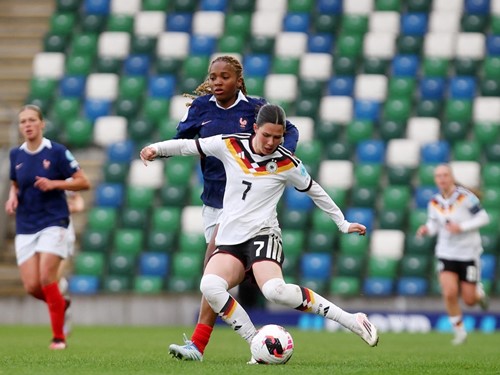 WU17 Euro GER v FRA 6.jpg