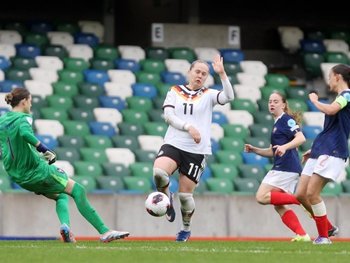 WU17 Euro GER v FRA 4.jpg