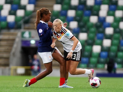 WU17 Euro GER v FRA 11.jpg