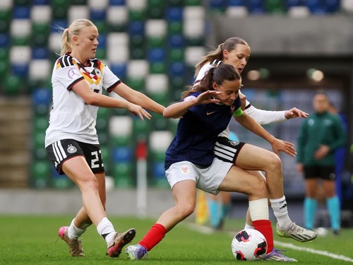 WU17 Euro GER v FRA 14.jpg