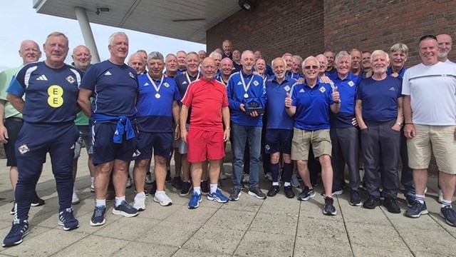 NIwalkingfootballsquadsLimerick26.jpg 