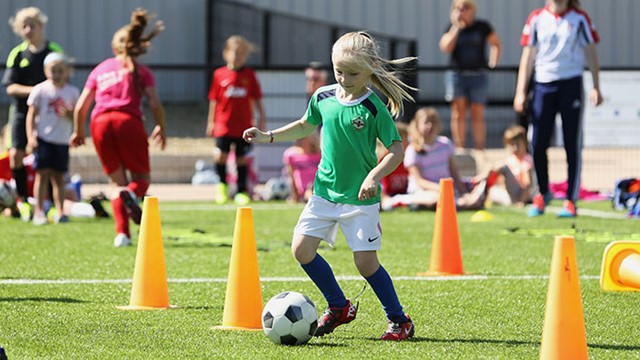 GirlsFootballCamp.jpg 