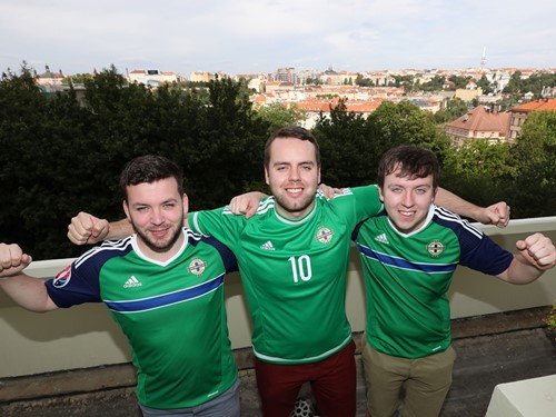 N Ireland fans_001.JPG