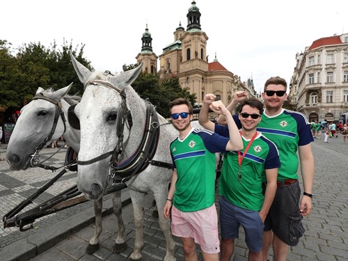 N Ireland fans_010.JPG