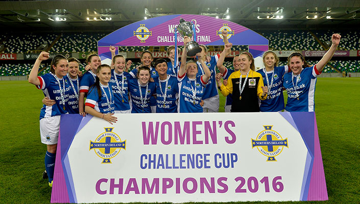 LinfieldwinIrishCup.jpg (1) LinfieldwinIrishCup.jpg (1)