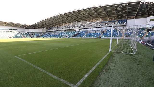 NFSatWindsorPark.jpg 