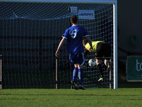 Lisburn Ranger v Distillery0006.JPG