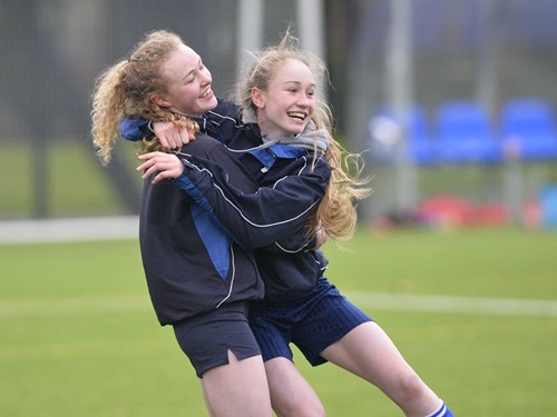 SCHOOL GIRLS MAGHERAFELT LC26.jpg