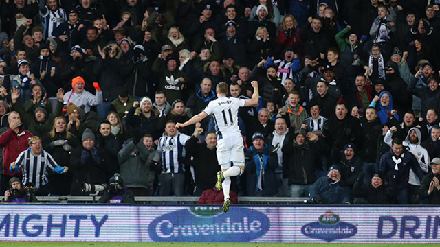 Chris Brunt.png 